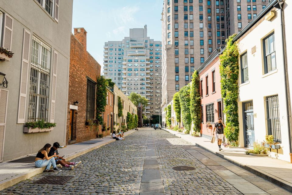 Shopping Tour of Fashion-Rich Soho, New York - Experience Highlights