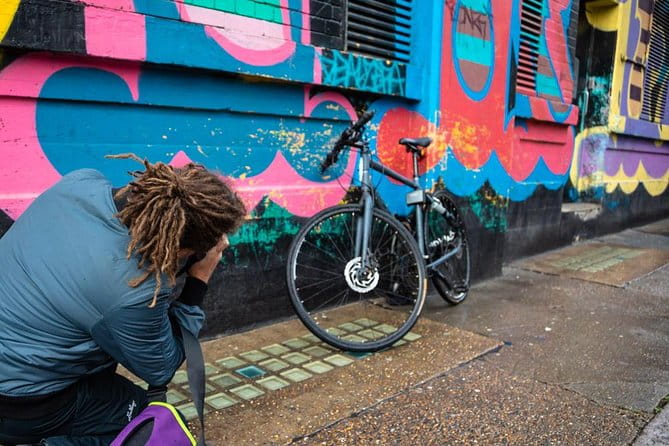 Shoreditch Street Art Private Photography Tour including Brick Lane - The Bottom Line