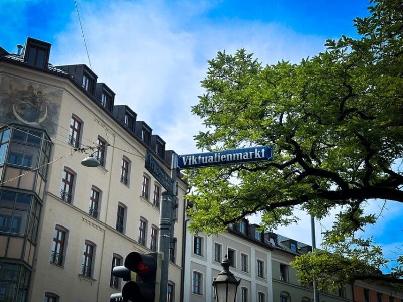 Short & sweet: Tasting the Viktualienmarkt - Insider Knowledge and Market Stories