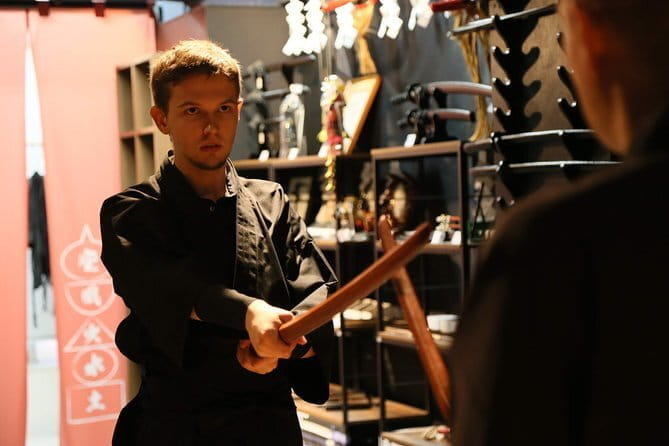 Shuffle Dance in Tokyo With a Tiktok Star - Intermediate Level - Included Features and Recommendations