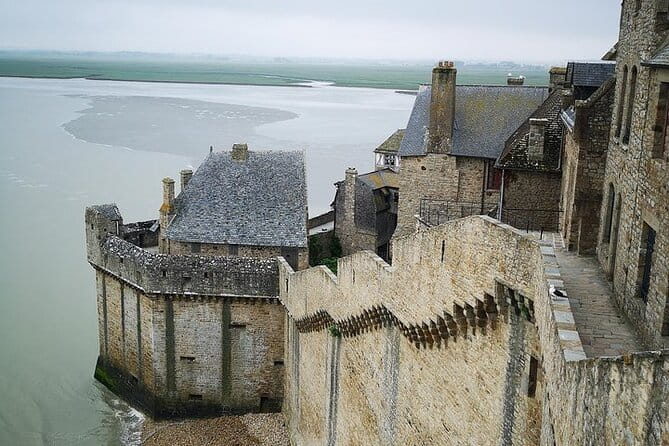 Shuttle service to Mont Saint Michel from Bayeux - Key Points / Takeaways
