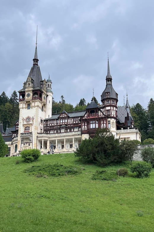 Sibiu: Dracula's Castle and Dino Park Day Trip - FAQs