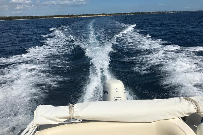 Sicily Boats Avola: Plemmirio boat tour 4 people 4 hours - FAQ