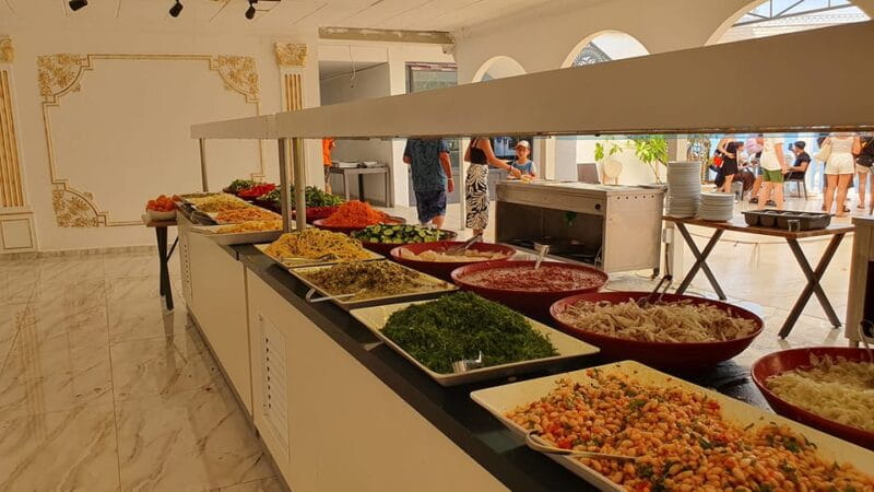 Side: Green Canyon Boat Tour With Open Buffet Lunch & Drinks - Who Will Love This Tour?