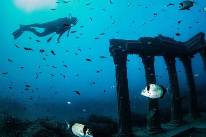 "Side: Scuba Diving in the Fascinating Underwater Museum" - Starting the Day: Easy Logistics and First Impressions