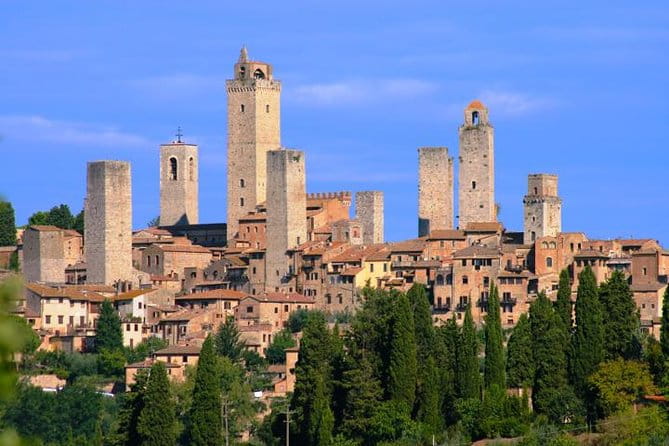 Siena and San Gimignano from Rome: Tuscany Wine Tour, Small Group - San Gimignano: The Towered Town