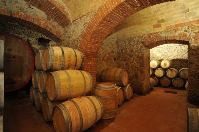 Siena and San Gimignano: Small-Group Tour With Lunch From Florence - Exploring San Gimignano