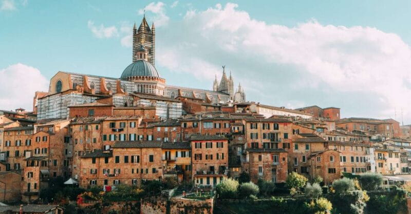 Siena Half-Day Tour from Florence - Entering Siena: A Step Back in Time