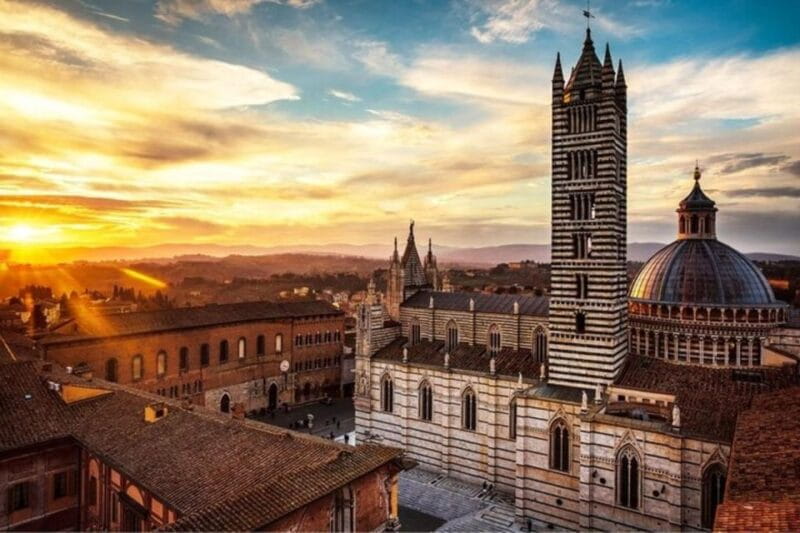 Siena : Highlights Private Walking tour - Key points / Takeaways