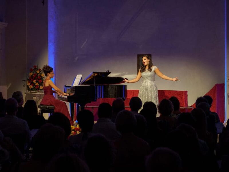 Siena: Italian Opera Concert with Artists Meet & Greet - FAQ