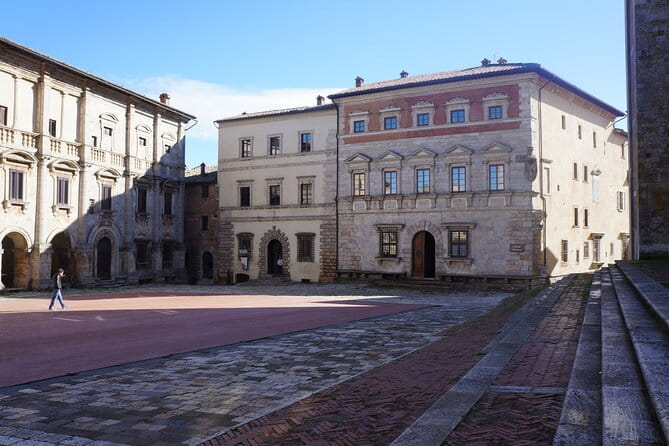 Siena to Rome: Orvieto and Montepulciano Transfer Tour - Summary of the Experience