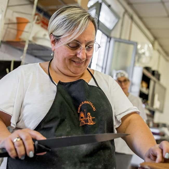 Siena: traditional cuisine in your home. - Price and Practical Considerations