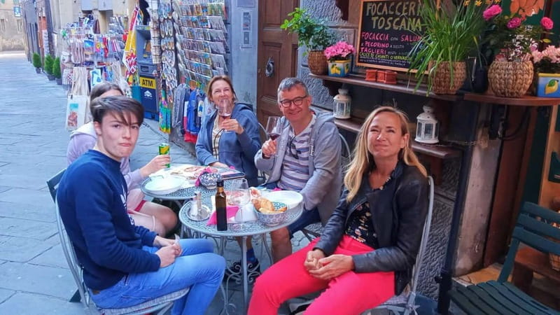 Siena walking tour with lunch & Chianti wine - Culinary Delights and Wine Tasting