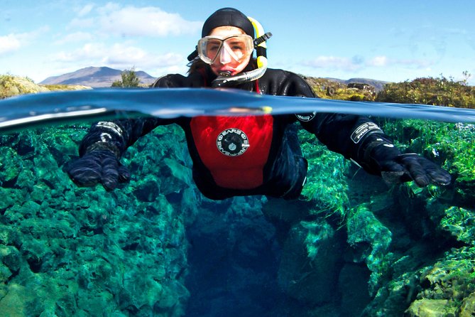 Silfra: Snorkeling Between Tectonic Plates - Meet on Location - Refreshments and Souvenir Photos