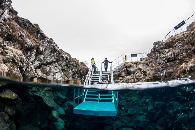 Silfra: Snorkeling Between Tectonic Plates - Meet on Location - Preparing for the Snorkeling Adventure