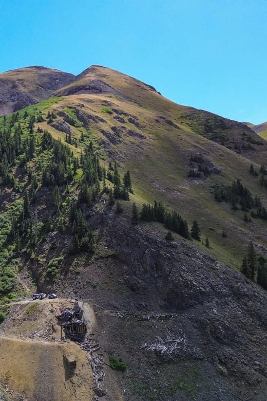 Silverton, CO: Silverton Jeep Tour - Wildflowers and Autumn Aspen Groves