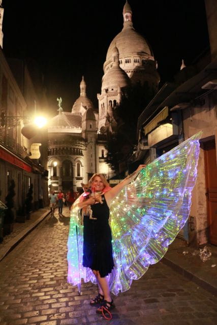 Singing Montmartre by night with a Diva - FAQ