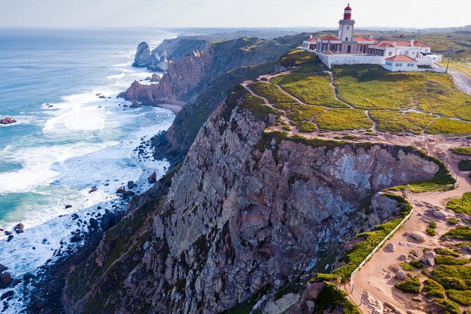 Sintra and Cascais Full-Day Private Tour - Positive Guest Reviews Highlighted