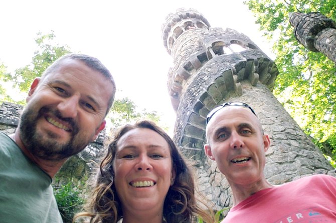 Sintra-Cascais: 2 Palaces+4 Spots, Coast, Small Group! 10 Hours! - Logistical Information