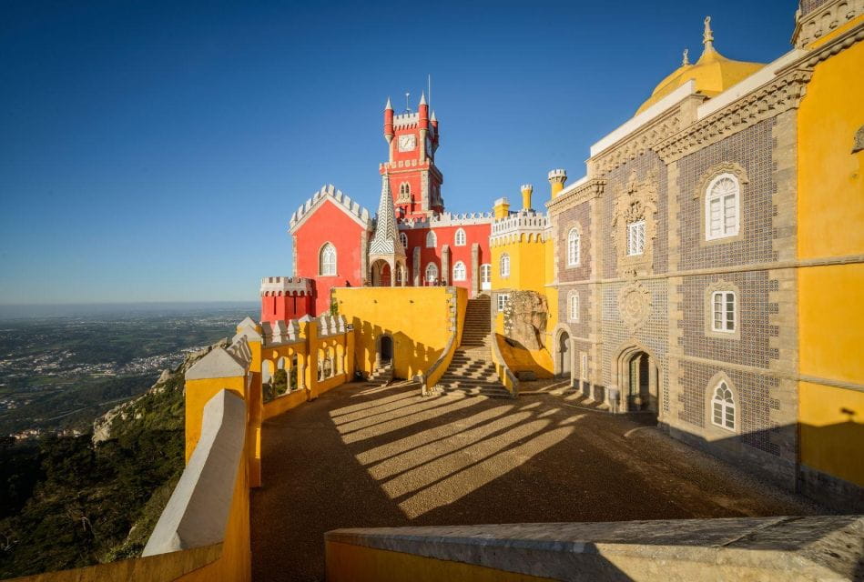Sintra: Pena Palace In-App Audio Guided Tour - Discover Royal Apartments
