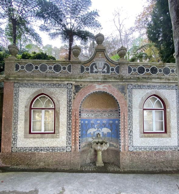 Sintra: Quinta Da Regaleira Skip-The-Line Ticket +Audioguide - Visitor Instructions