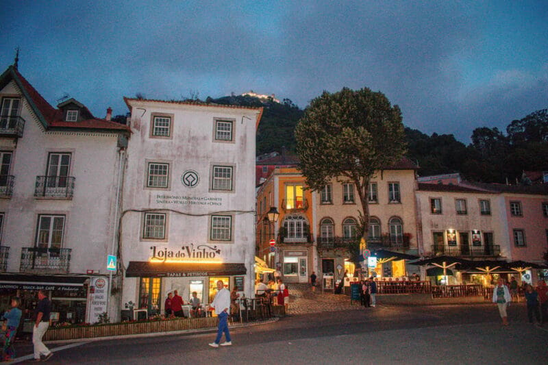 Sintra: Sightseeing Night Tour with Drinks - The Magic of Sintra After Sunset