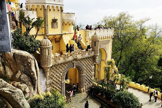 Sintra Small Group Full Day Guided Tour - FAQ