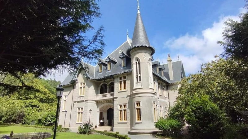 Sintra Unique Tour - Two Palaces and Azenhas do Mar - Key Points / Takeaways