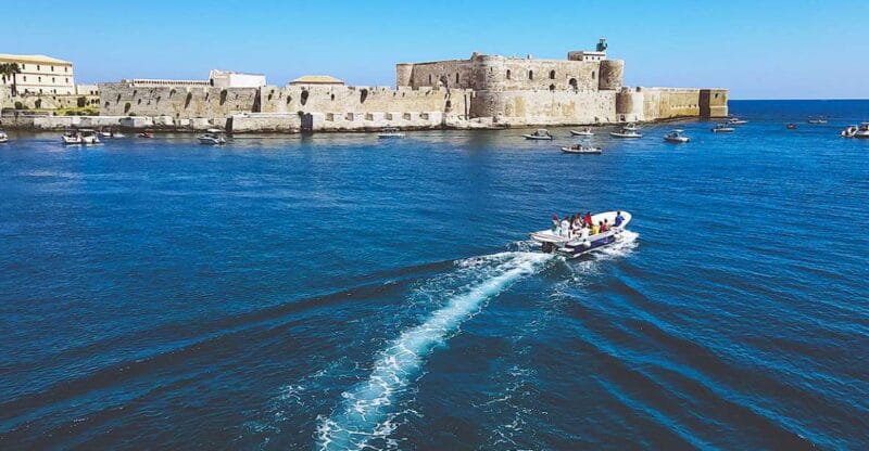 Siracusa: Private Boat Excursion to Ortigia with Prosecco - FAQ