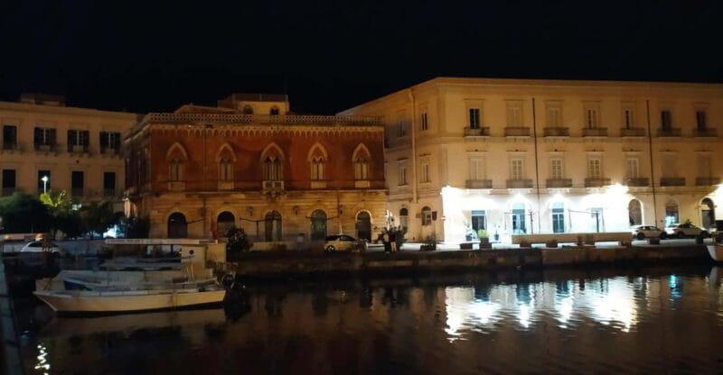 Siracusa Tour: Ortigia by Night in English - Pricing, Duration, and What You’re Getting