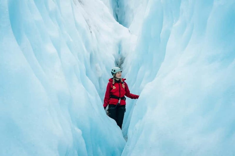 Skaftafell: Ice Maze & Glacier Crevasse Tour - Entering The World of Ice: A Guide to the Glacier Maze
