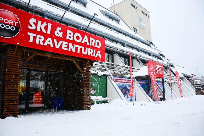 Ski and Snowboard equipment rental in Borovets - Starting Point and Location Convenience