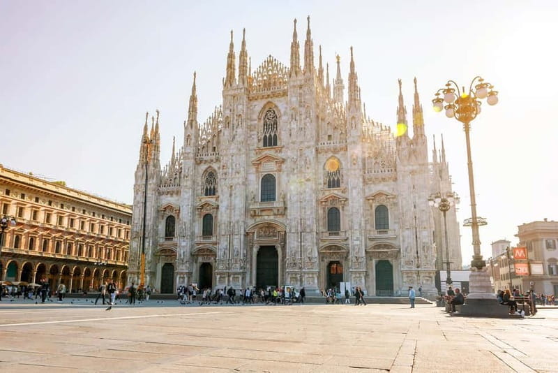 Skip-the-Line Duomo & La Scala Museum Tour + Hop On Hop Off - Entering Milan’s Landmarks: The Itinerary Breakdown