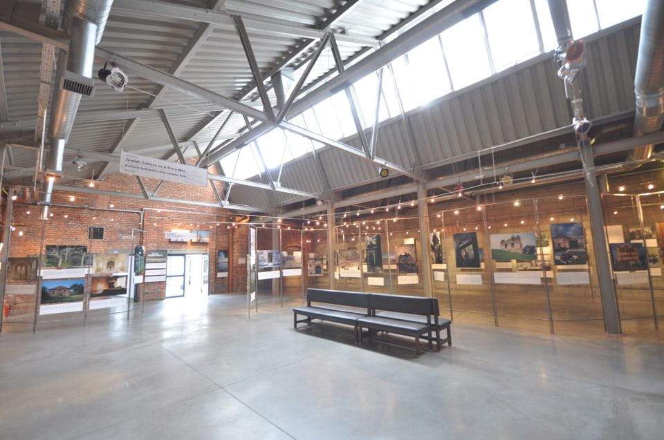 Skip-the-line Galicia Jewish Museum Private Tour in Krakow - Museum Significance