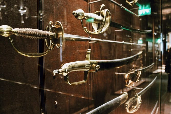 Skip-the-line Les Invalides World War Museum Guided Tour - Exclusive Guided Tour - Practical Details and Tips