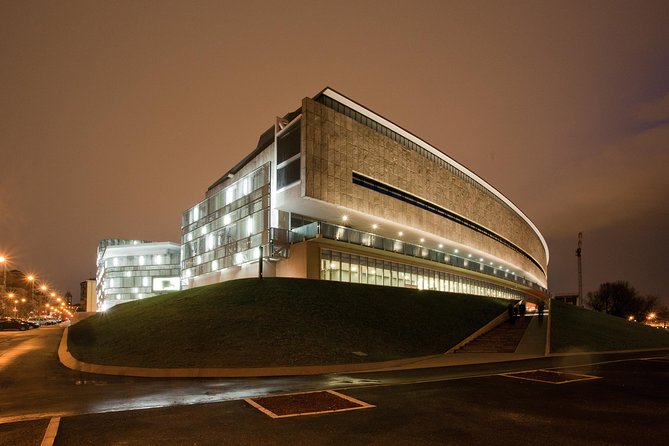 Skip the Line National Automobile Museum and Turin Hop on Hop off - Car Collections and Exhibits