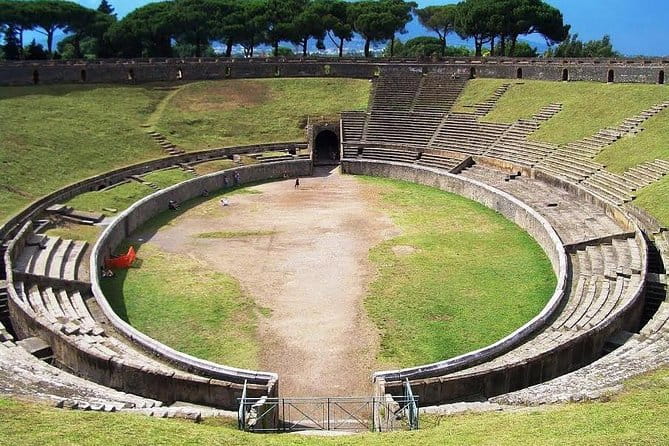 Skip-the-Line Pompeii and Vesuvius Tour - Who Should Consider This Tour?