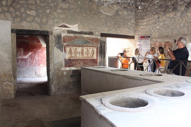 Skip the Line Pompeii Guided Tour Small Group or Private Option - The Thermopilia and Ancient Fast Food