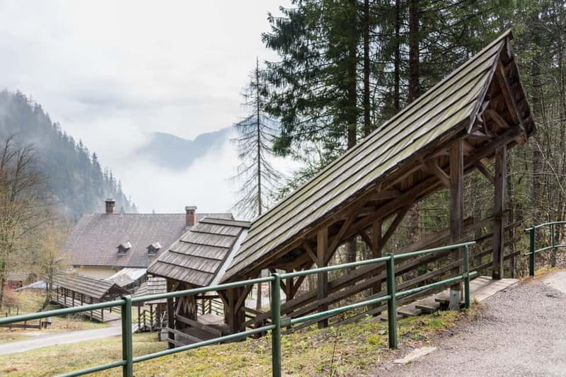Skip-the-line Salt Mine Salzwelten Salzburg Private Car Tour - FAQ