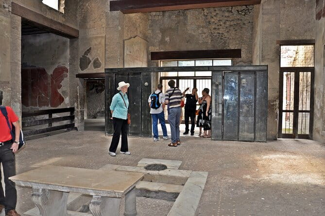 Skip-the-Line Ticket for Herculaneum Ruins - Entering Herculaneum: The Practicalities