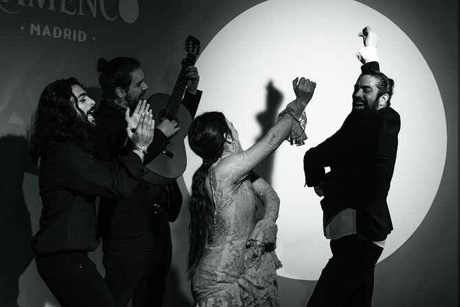 Skip the Line: Traditional Flamenco Show Ticket - Venue and Location