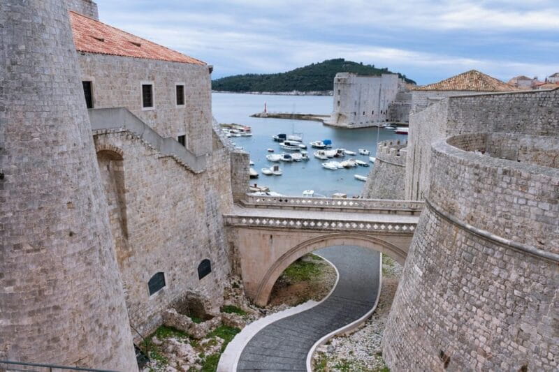 Skip-the-line Walls of Dubrovnik Lovrijenac Fortress Tour - What to Expect on the Tour
