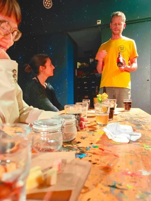 Skipping Lines & Sipping Beers: A History Tour of Amsterdam - Key Points / Takeaways