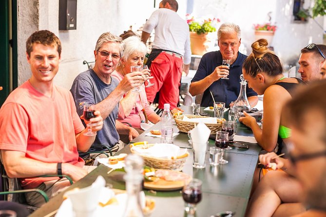 Skocjan Caves, Lipica & Piran: Karst & Coast Small-Group Day Trip From Ljubljana - Stopping at Predjama Castle