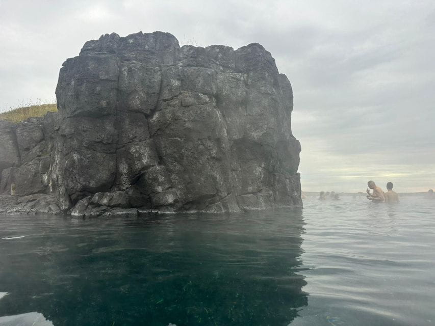 Sky Lagoon to Keflavik Airport - Pricing