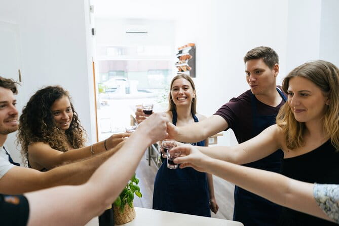 sLOVEnian Strukelj Traditional Cooking Class - Key Points