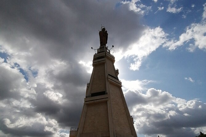 Small-Group Adventure Tour to Sidon Tyre & Maghdouche-Day Trip - Group Size and Tour Operator