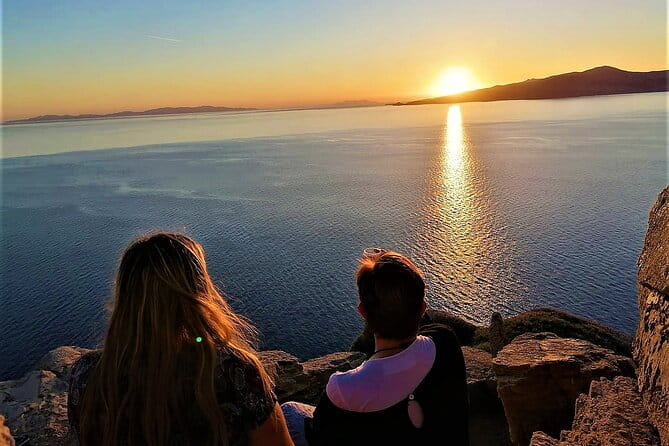 Small-Group Armenistis Lighthouse Sunset Tour in Mykonos - Who This Tour Is Perfect For