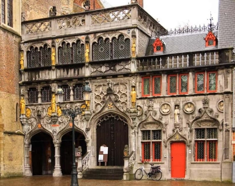 Small-Group Bruges Tour with opt Canal Cruise from Zeebrugge - A Guided Walk Through Bruges Historic Sights