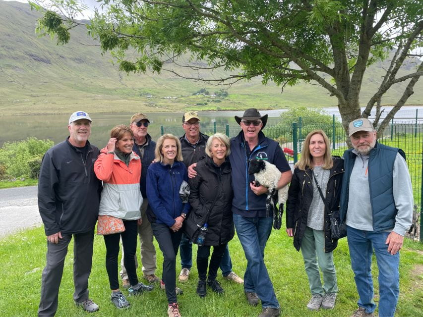 Small Group: Connemara, Sheepdog Show & Medieval Castle Tour - Sheepdog Show Experience